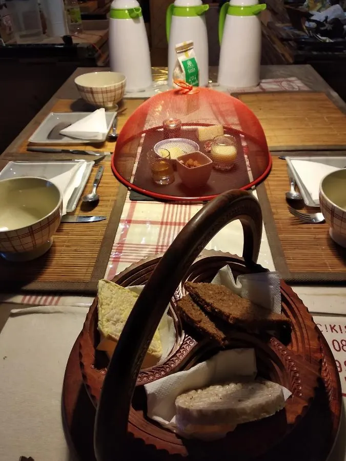 Suite Au Dernier Etage D'Un Triplex Gap 0*,  France